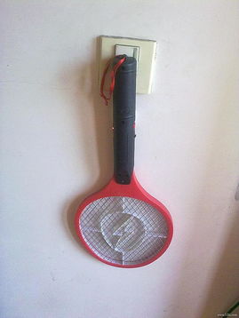 易迅1塊9包郵電蚊拍，高效驅蚊體驗分享